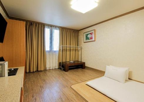 Yangji Park Hotel Changwon Eksteriør bilde